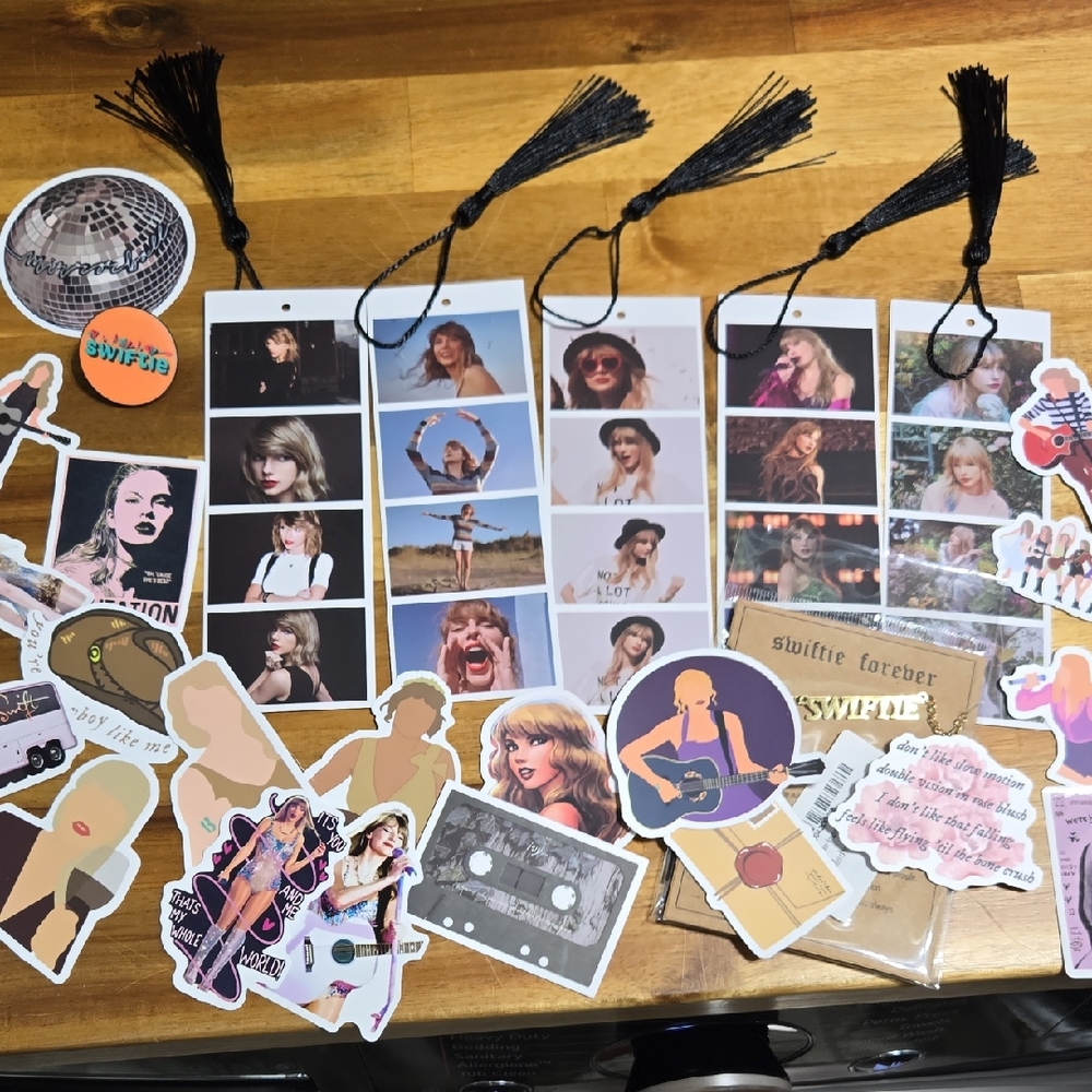 Taylor Swift Necklace, Sticker and Bookmark Set